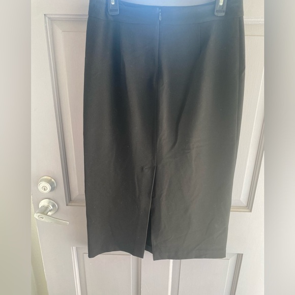 Classic Black Pencil Skirt - Picture 2 of 5